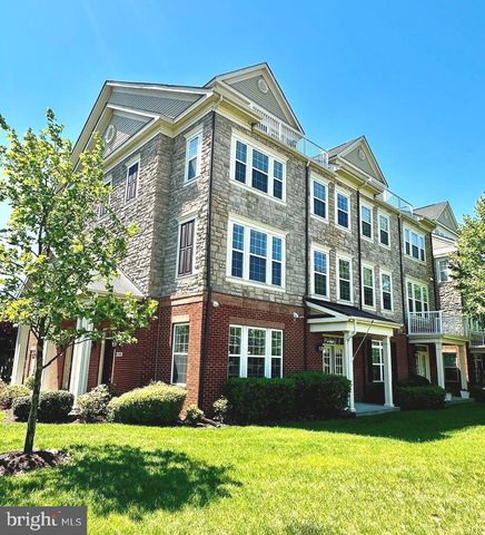 42576 Wildly Ter, Ashburn, VA 20148