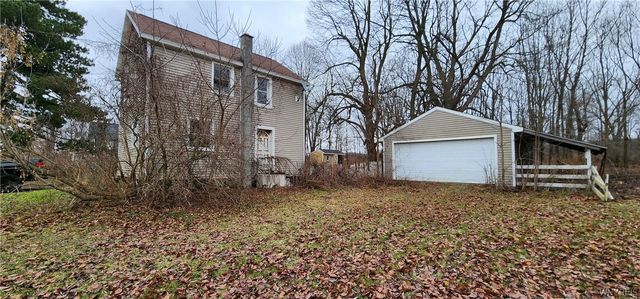 13903 Bloomingdale Rd, Akron, NY 14001