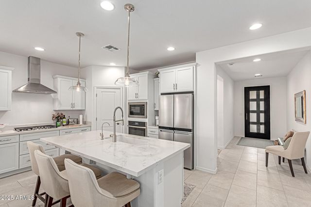 5417 W  Walatowa St, Laveen, AZ 85339