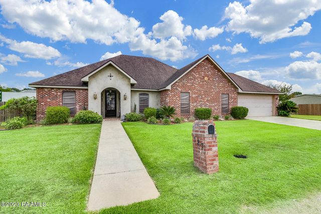 127 Still Waters Ln, Carencro, LA 70520