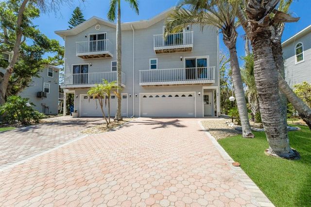 6250 Holmes Blvd #71, Holmes Beach, FL 34217