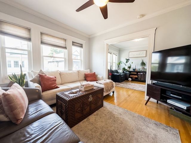 7 Bradford Ave #7, Medford, MA 02155