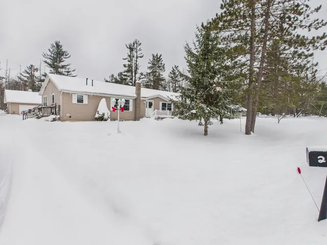 2826 Pine Grove Rd, Gaylord, MI 49735