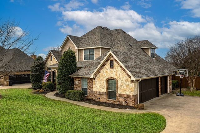 43 Crown Rd, Willow Park, TX 76087