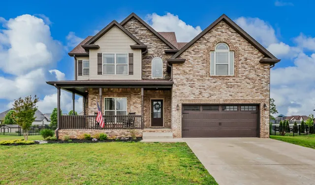 1124 Upland Ter, Clarksville, TN 37043