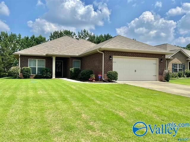 140 Clydesdale Ln, Harvest, AL 35749