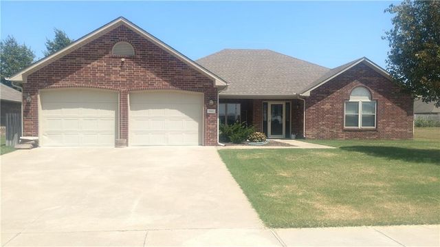 644 White Oak St, Gentry, AR 72734