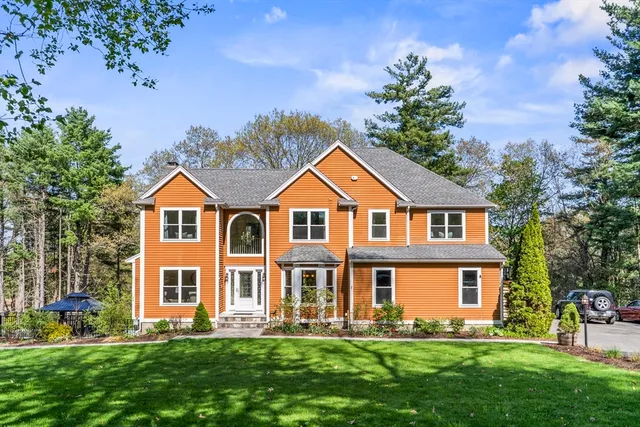 50 Evergreen Ln, Marlborough, MA 01752