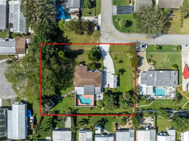 5220 SW 26th Ave, Fort Lauderdale, FL 33312
