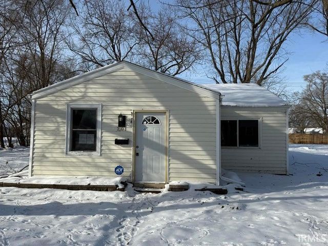 201 N  Illinois St, South Bend, IN 46619