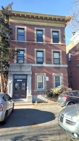 411 Wethersfield Ave #3R, Hartford, CT 06114
