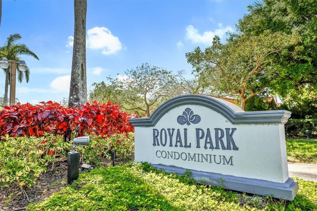 105 Royal Park Dr #2F, Fort Lauderdale, FL 33309