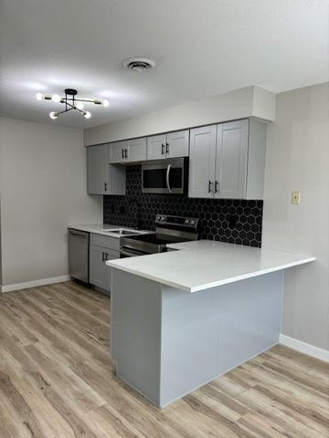 103 4th St #1, Frederick, CO 80530