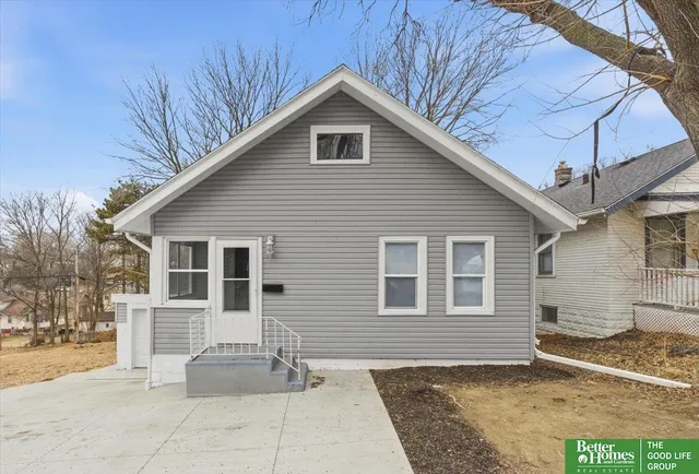 4820 N  45th St, Omaha, NE 68104