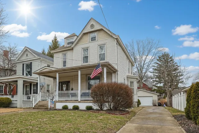 2272 Monroe Ave, Cincinnati, OH 45212