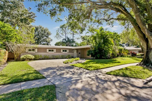422 S  Ranger Blvd, Winter Park, FL 32792