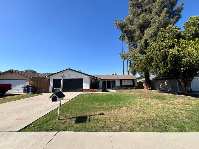 3912 Madrid Ave, Bakersfield, CA 93309