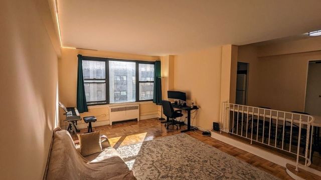 98-26 64th Ave #6D, Queens, NY 11374
