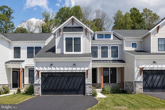 423 Barrows Sheef #134, Newtown Square, PA 19073