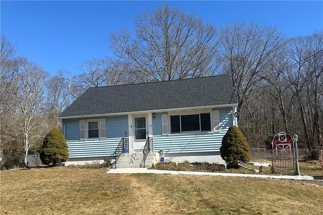 52 Orchard Dr, Groton, CT 06340