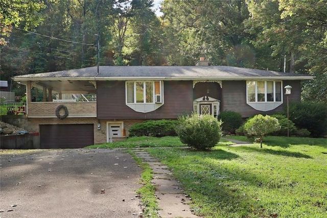 153 Rydle Rd, Mount Pleasant, PA 15666