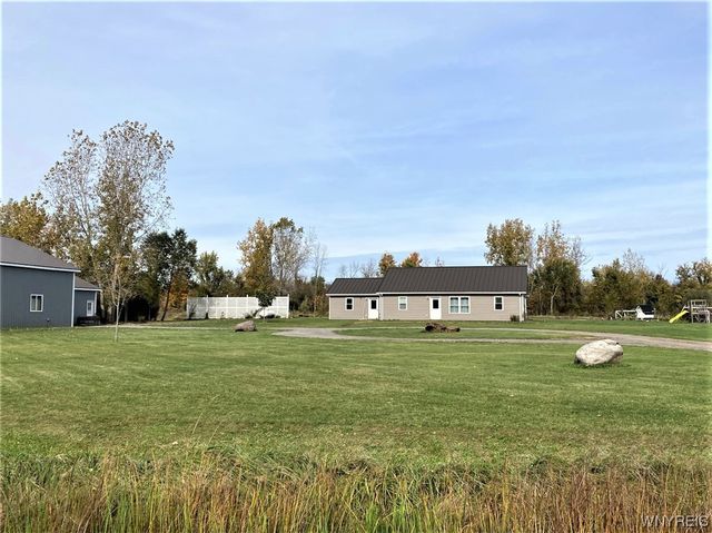 9801 Town Line Rd, Barker, NY 14012