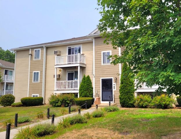 451 School St #11-5, Marshfield, MA 02050