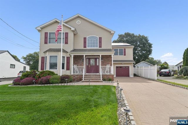 252 S Blvd, Saddle Brook, NJ 07663