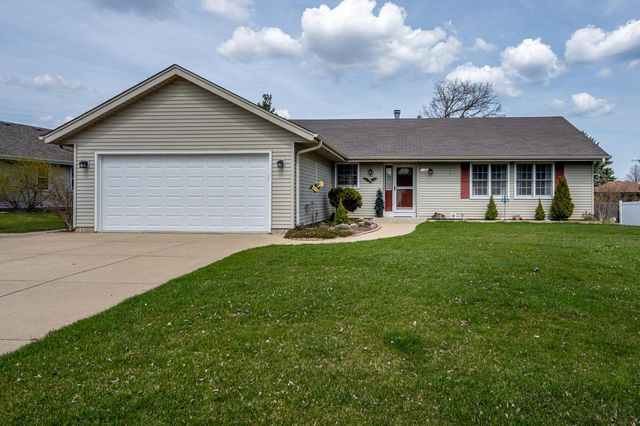 1140 East Sommers DRIVE, Oak Creek, WI 53154