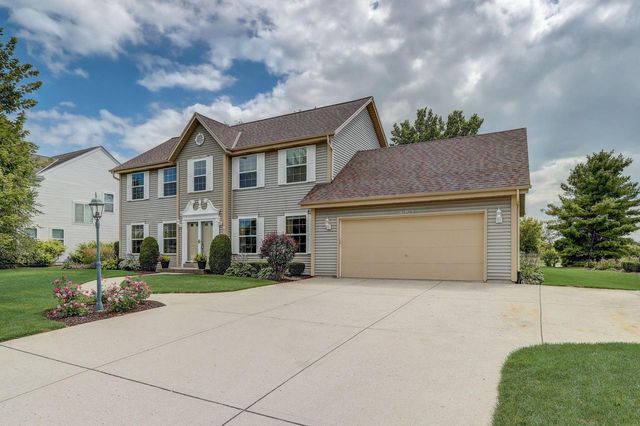 S97W12961 Champions DRIVE, Muskego, WI 53150