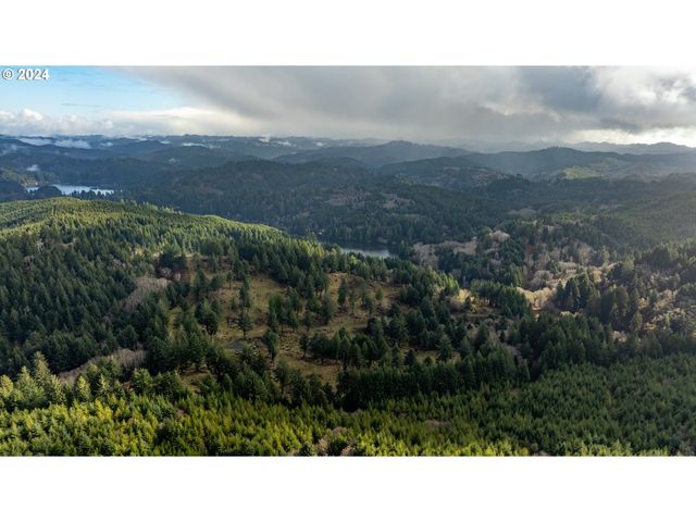 Hilltop Dr #100, Lakeside, OR 97449
