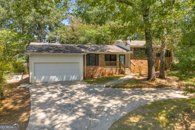 335 Caldwell Cir, Athens, GA 30605