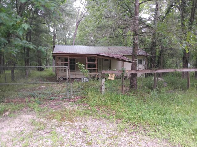 134 County Road 2862 Dr, Cleveland, TX 77327