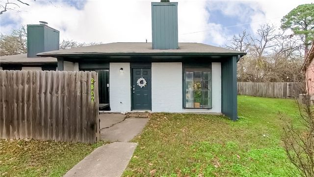 2802 Forest Bnd, Bryan, TX 77801