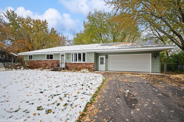 13906 Crocus St NW, Andover, MN 55304