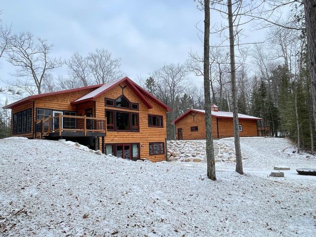 5613 Silver Lake Rd, Rhinelander, WI 54501