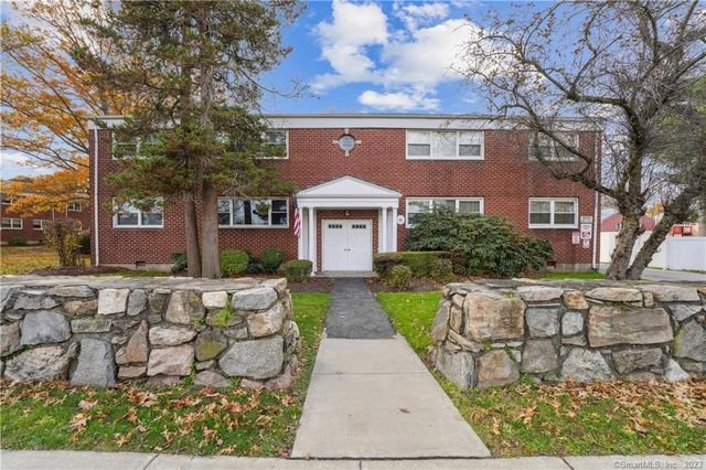 38 Courtland Ave  #2, Stamford, CT 06902