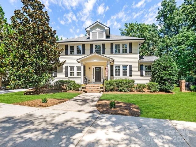 614 Olde Cotswold Ct, Charlotte, NC 28211