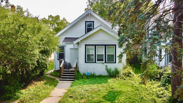 722 Russell Ave N, Minneapolis, MN 55411
