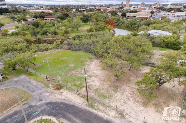 23 S  Poe St #5, San Angelo, TX 76903
