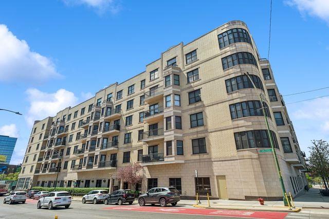 520 N  Halsted St #304, Chicago, IL 60642