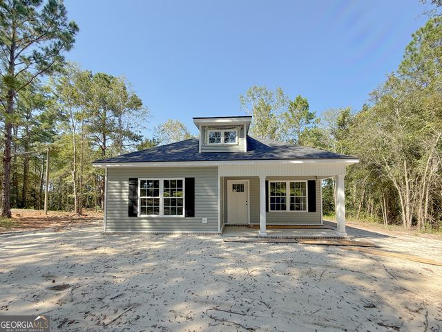 3072 Lindsey Dr, Claxton, GA 30417