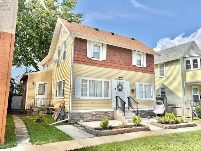 410 N  Wood St, Fremont, OH 43420