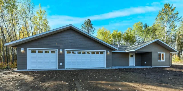 1 Blaze Blvd, Pequot Lakes, MN 56472