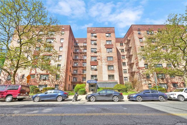 29-30 137 Street UNIT #5, Flushing, NY 11354