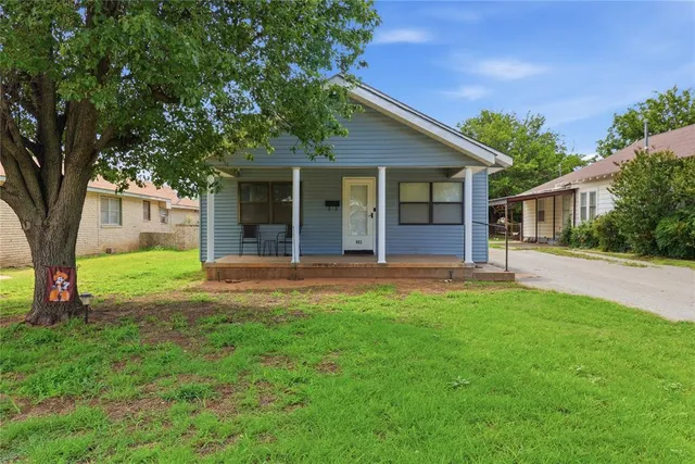 403 N  Hitchcock St, Hobart, OK 73651