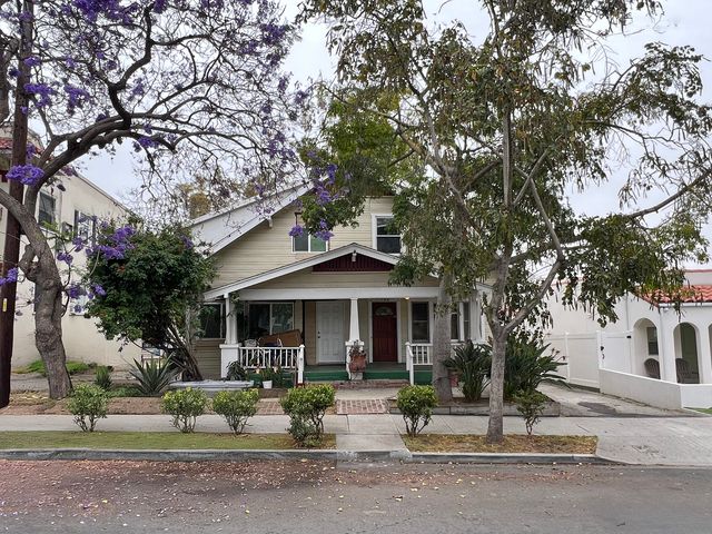 734 N  Loma Vista Dr #B, Long Beach, CA 90813