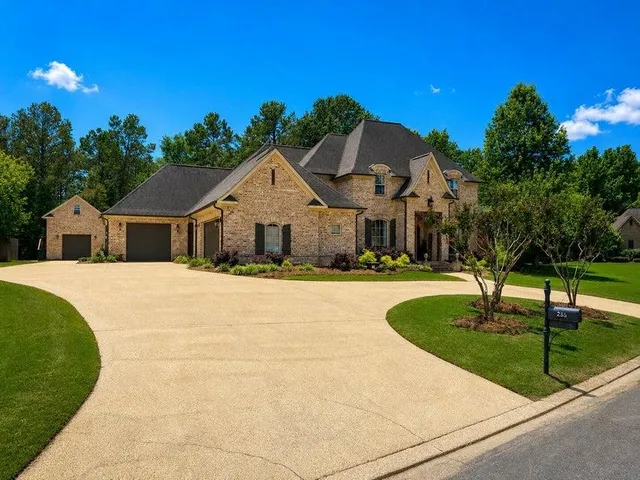 295 N  Ridge Dr, Saltillo, MS 38866