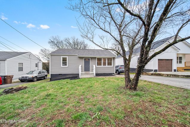 2747 Sunset Ave, Knoxville, TN 37914