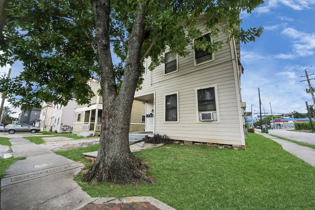 2502 Saltus St #3, Houston, TX 77003